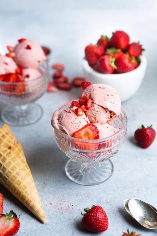 Homemade Freeze Dried Strawberries Ice Cream
