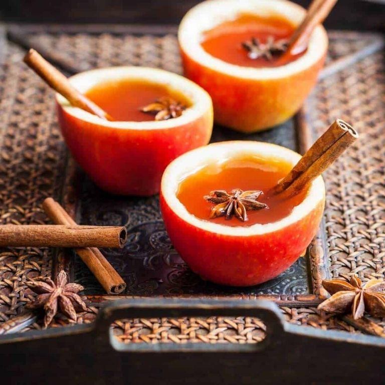Hot Apple Cider with Rum