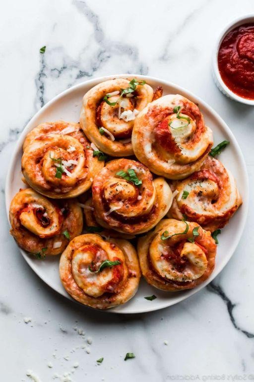 Hot Pepperoni Pizza Rolls