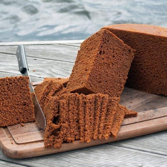 Icelandic Hot Spring Rye Bread