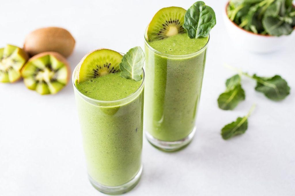 Kale and Spinach Detox Smoothie