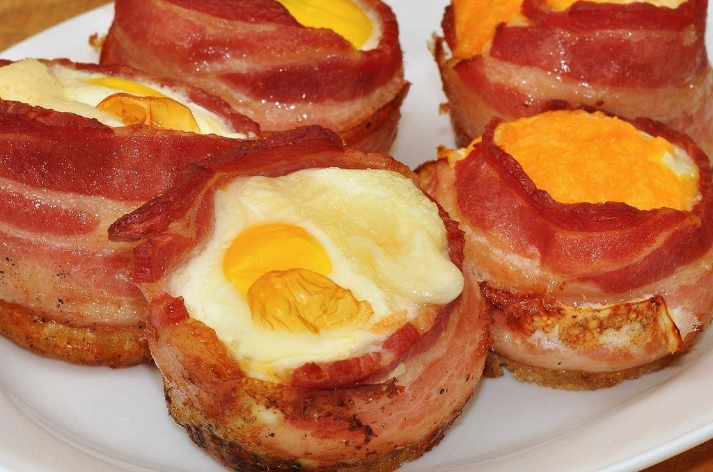 Keto Bacon and Egg Cups