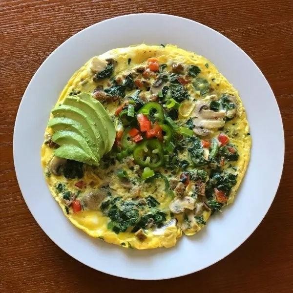 Kielbasa and Veggie Omelette