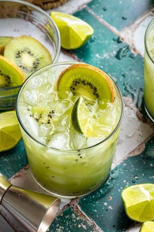 Kiwi Caipirinha