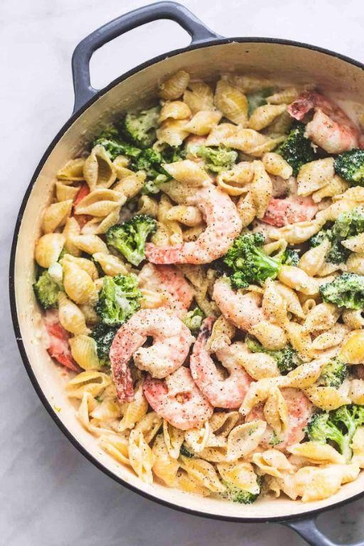 Knorr Cheddar Broccoli Pasta with Shrimp