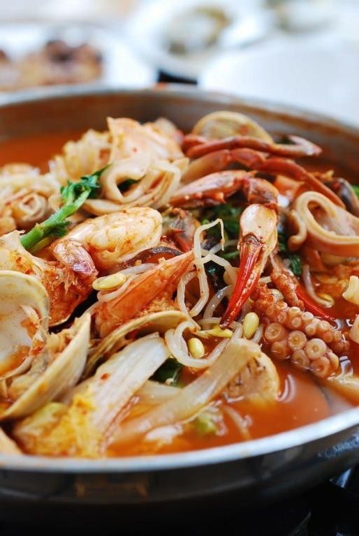 Korean Spicy Seafood Stew