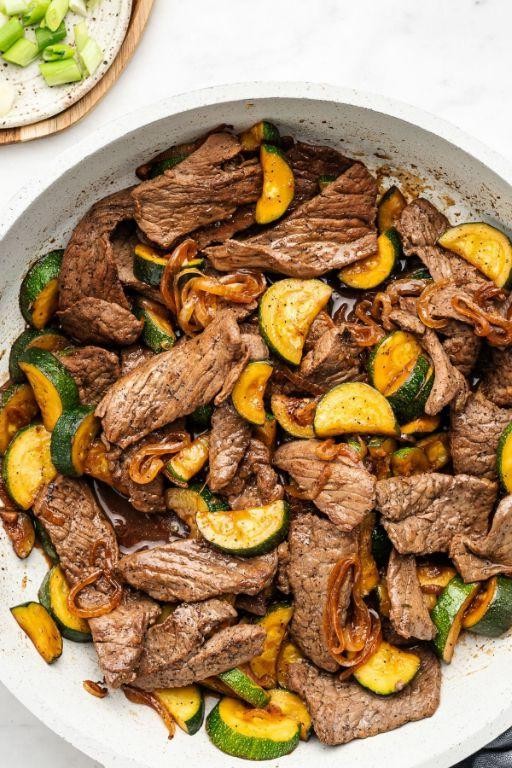 Large Zucchini and Beef Stir Fry
