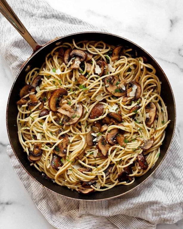 Lemon Garlic Mushroom Pasta