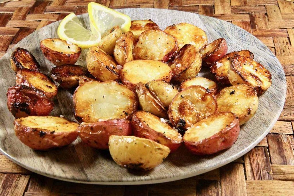 Lemon Garlic Roasted Potatoes