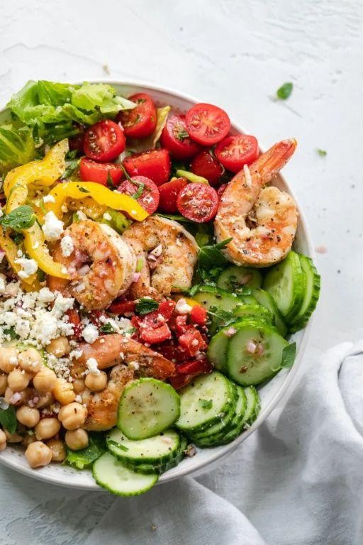 Lemon Garlic Shrimp Salad