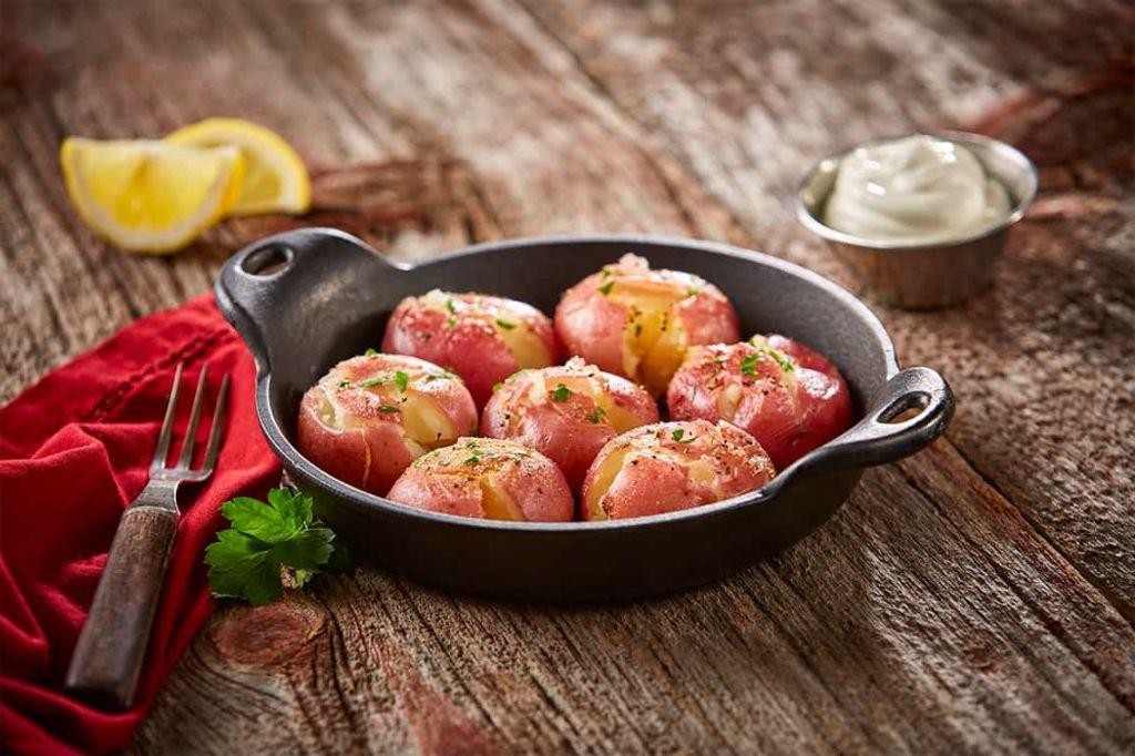 Lemon Pepper Smashed Red Potatoes