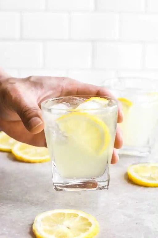 Limoncello Vodka Tonic
