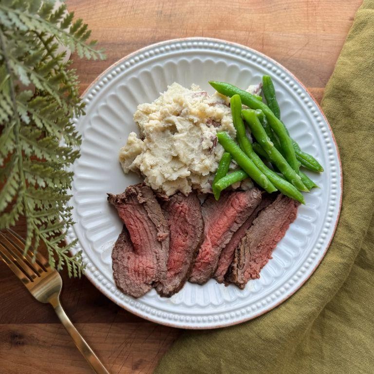 London Broil with Roasted Garlic Mashed Potatoes