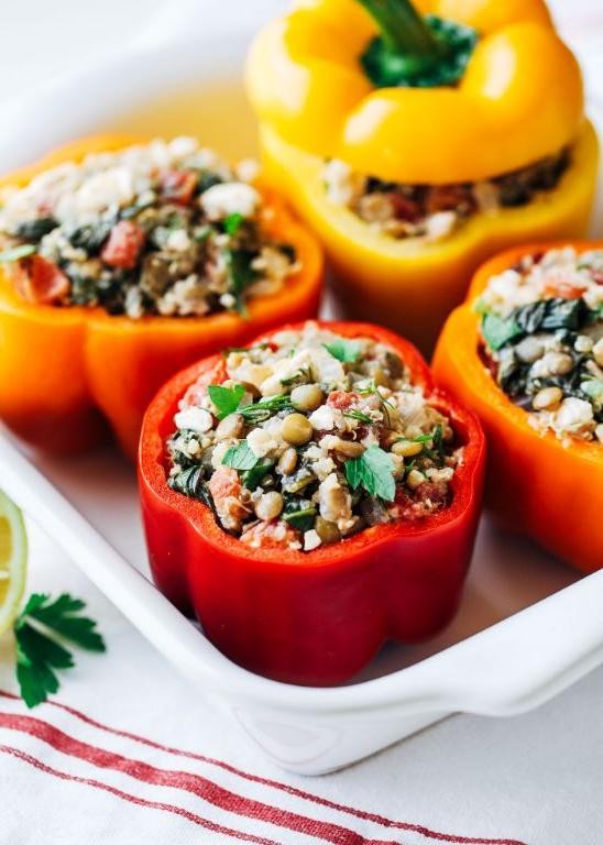 Low Calorie Mediterranean Stuffed Peppers