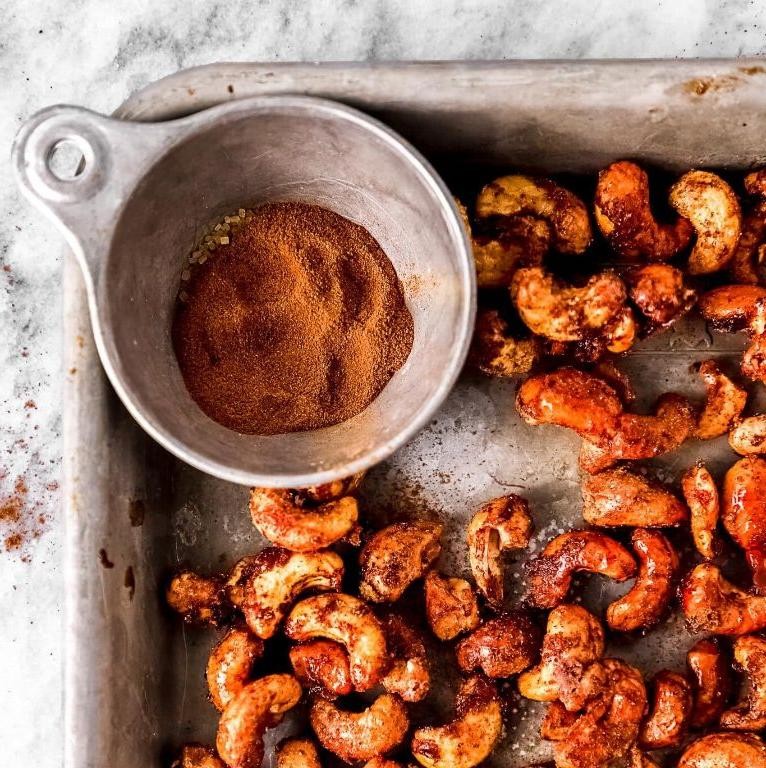 Maple Cinnamon Roasted Cashews