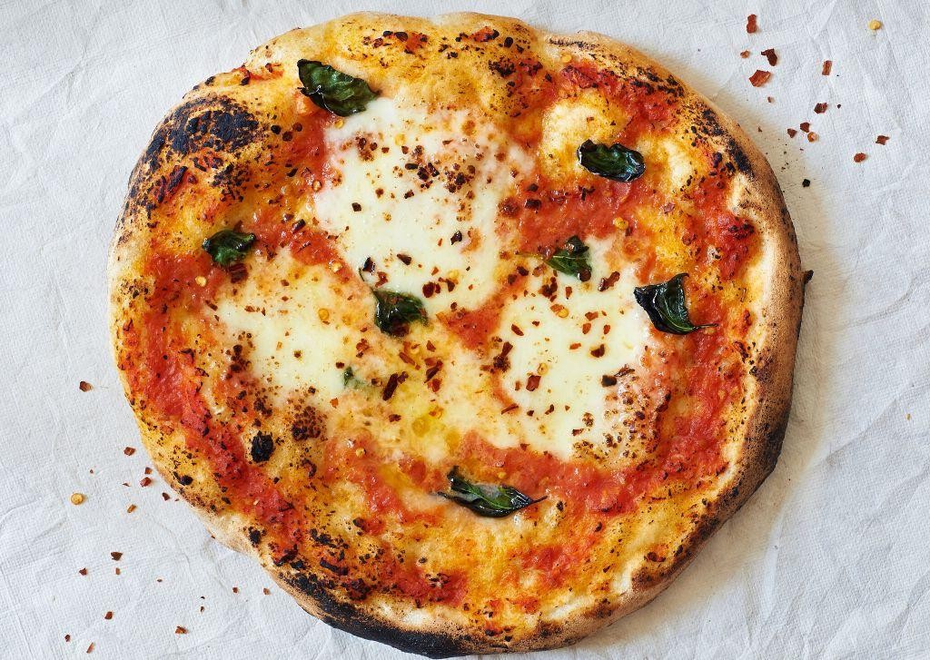 Margherita Pizza with a Crispy Crust