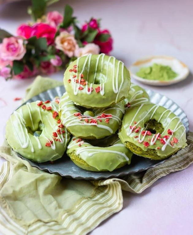 Matcha Flavored Chinese Doughnuts