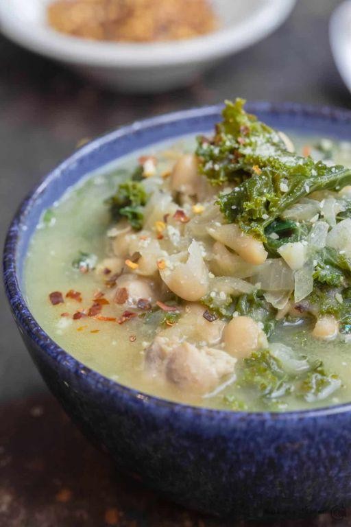 Mediterranean White Bean and Kale Soup