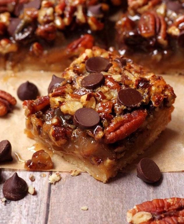 Mint Chocolate Pecan Bars