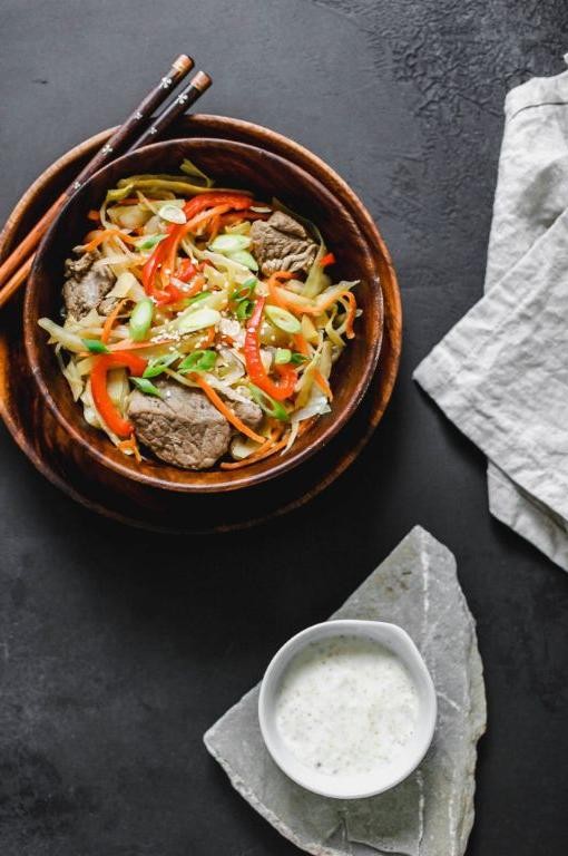 Mongolian Tsuivan Salad
