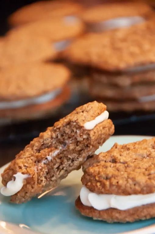 Oatmeal Cream Cheese Cookies