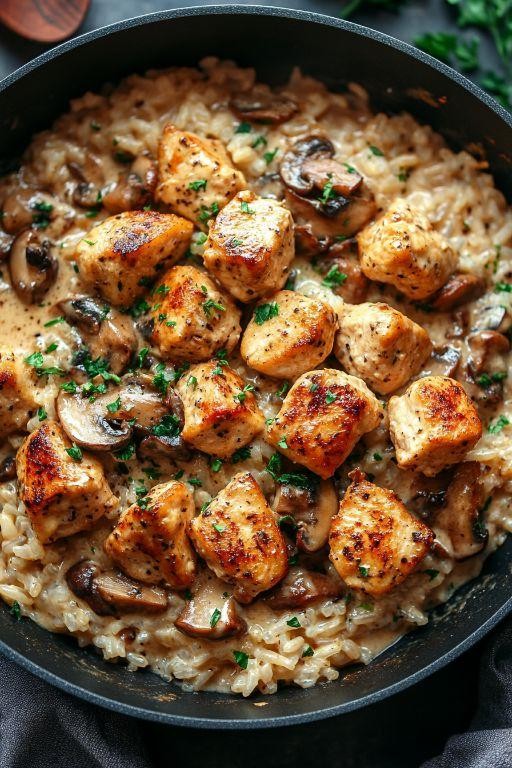 One-Pot Chicken and Mushroom Rice