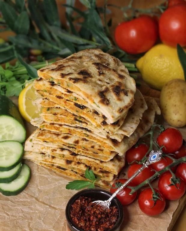 Patatesli Gözleme (Potato Stuffed Flatbread)