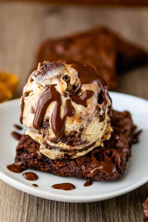 Peanut Butter Ice Cream Brownie Delight