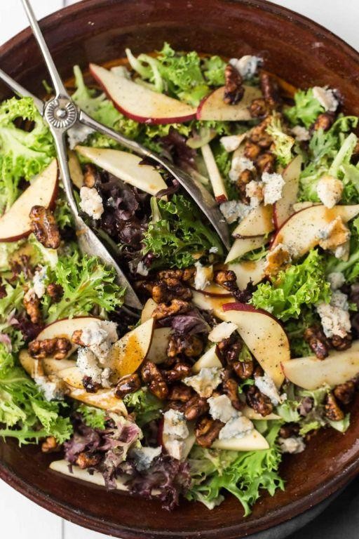 Pear and Gorgonzola Salad