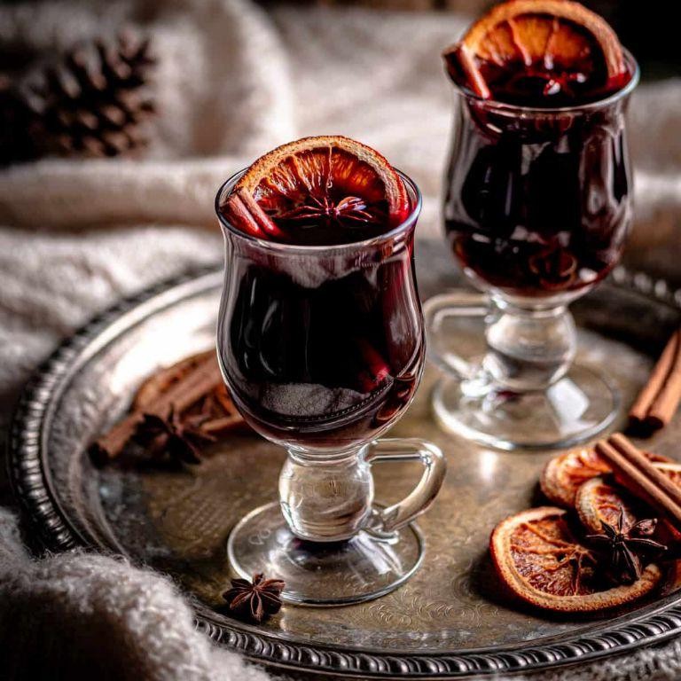 Peppermint Twist Mulled Wine