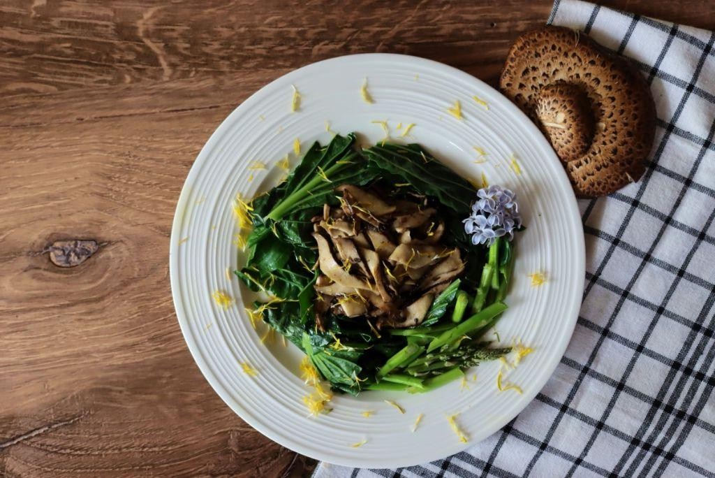 Pheasant Back Mushroom and Thyme Pasta