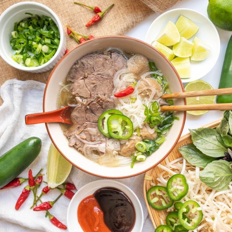 Pho Bo (Vietnamese Beef Noodle Soup)