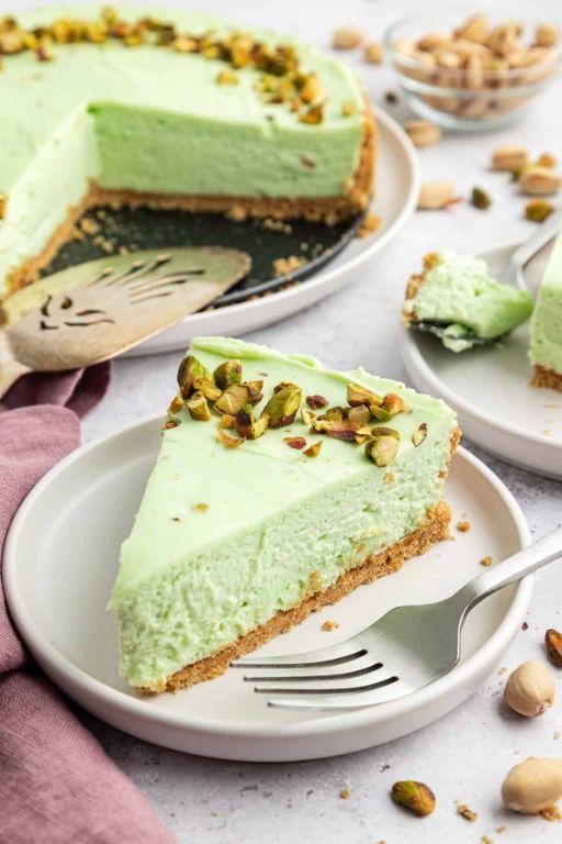 Pistachio Pudding Cheesecake