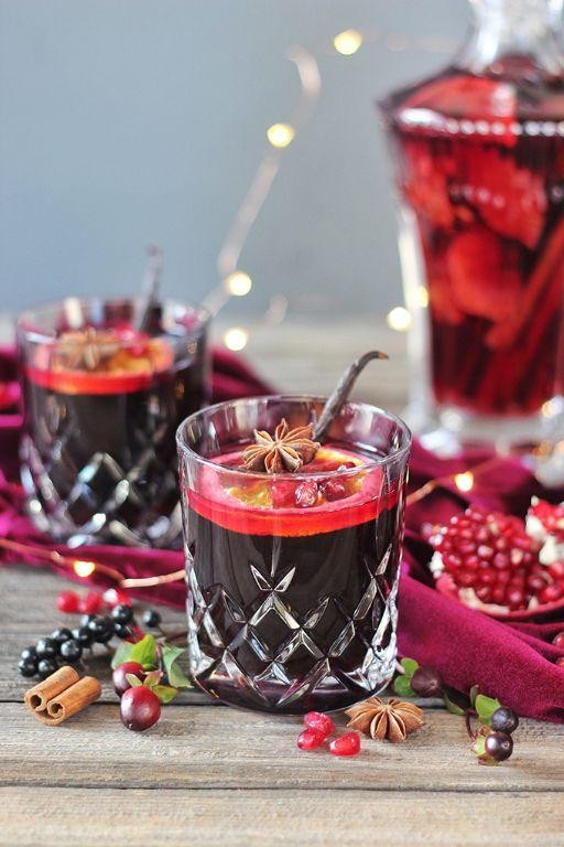 Pomegranate Mulled Wine