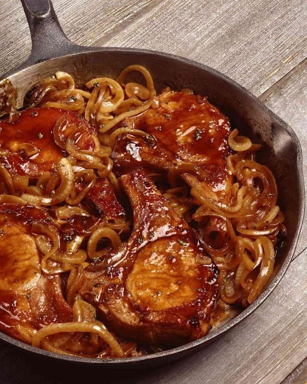 Pork Chops with Caramelized Onions