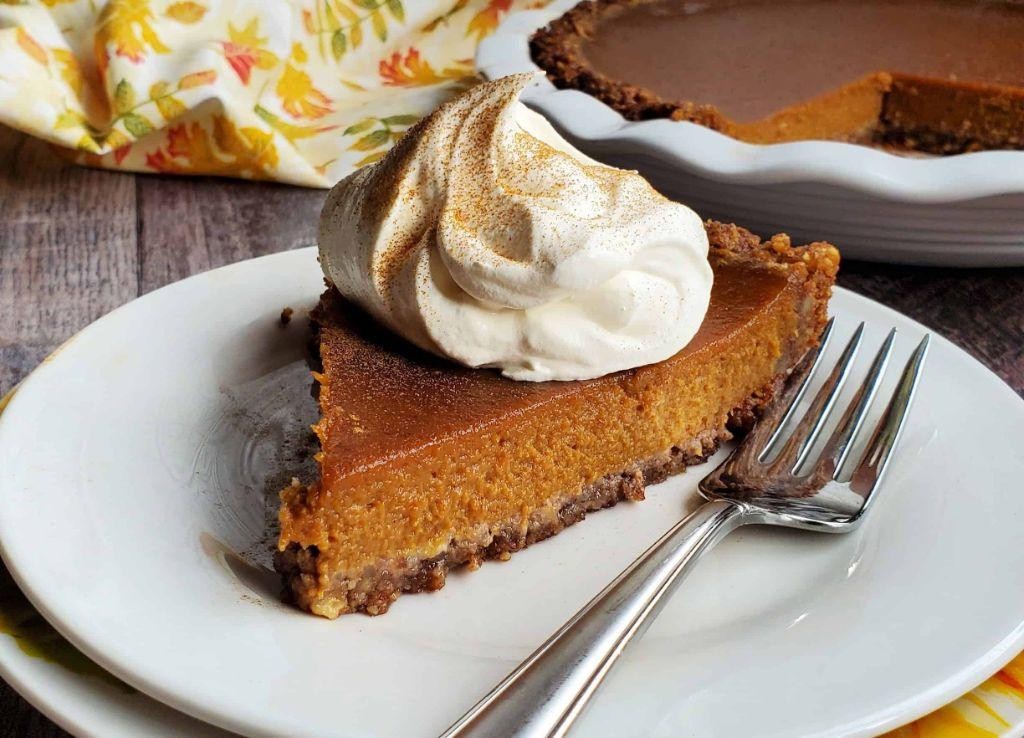 Pumpkin Pie with Walnut Crust