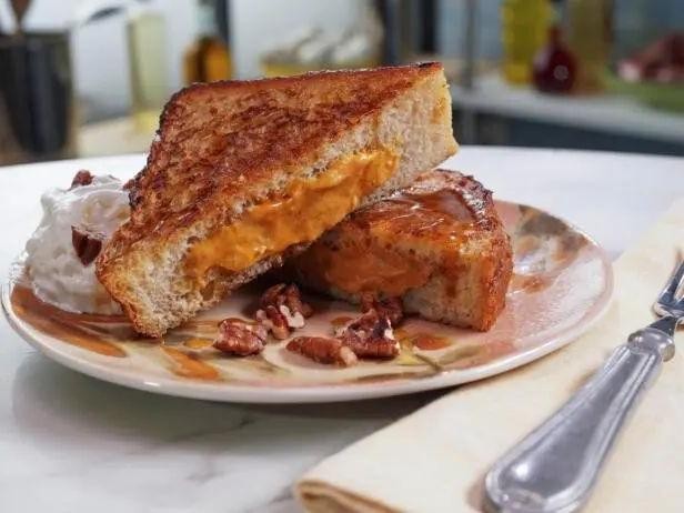 Pumpkin Spice French Toast Sandwich