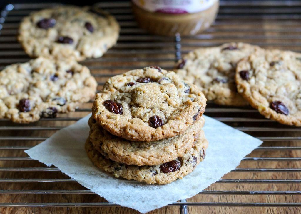 Quaker Oats Oatmeal Raisin Cookies with Peanut Butter