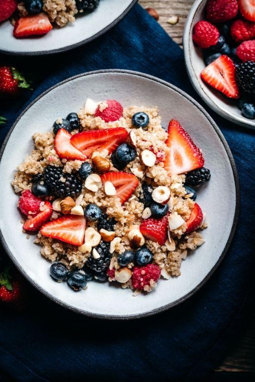 Quinoa Breakfast Bowl with Berries and Nuts