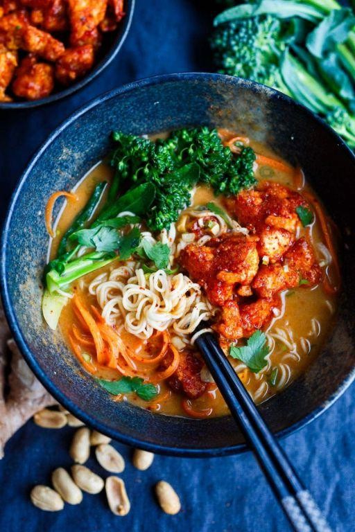 Ramen with Peanut Butter and Sriracha Sauce