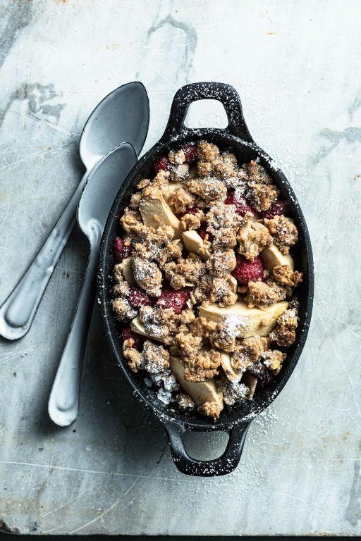 Red Bean and Apple Crumble