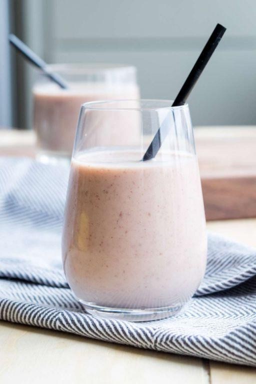 Red Bean and Banana Smoothie