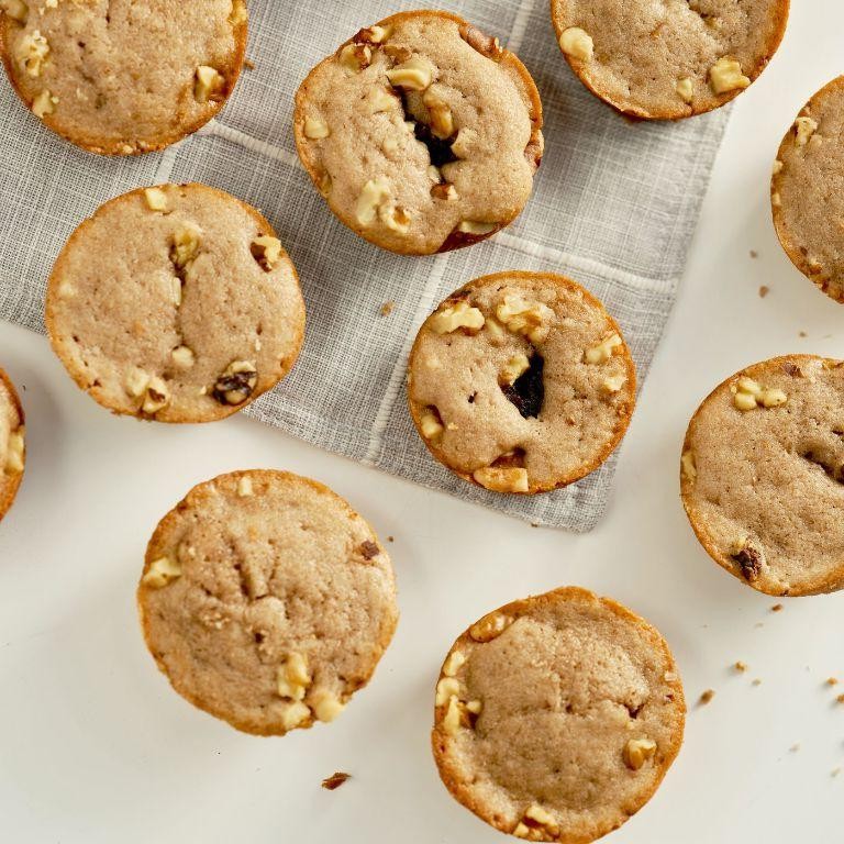 Red Bean and Walnut Cookies