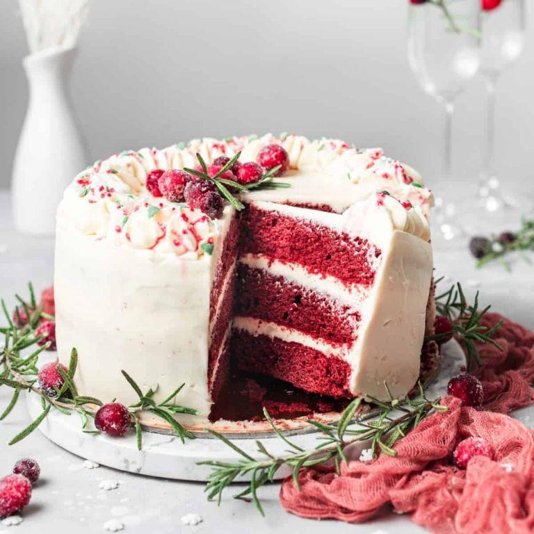Red Velvet Christmas Cake