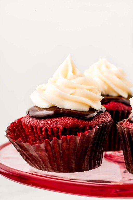 Red Velvet Cupcakes with Chocolate Ganache