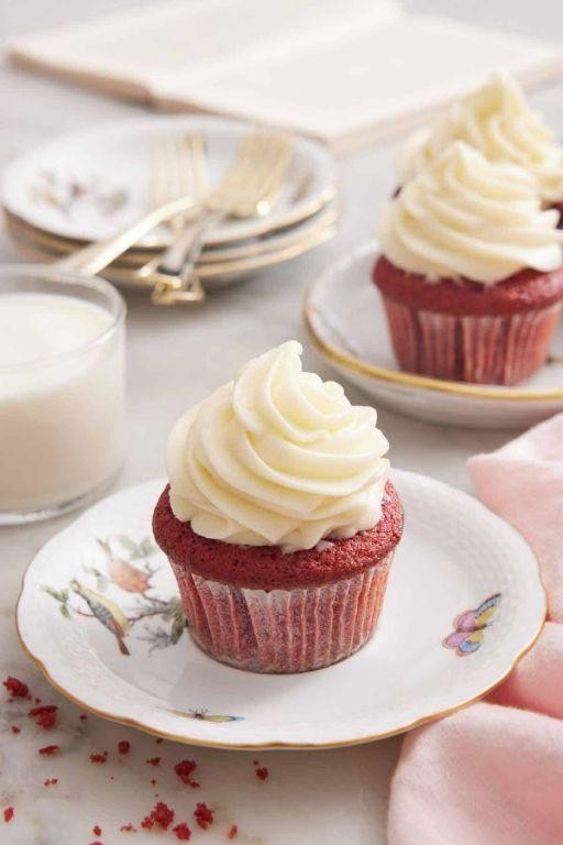 Red Velvet Cupcakes with Vanilla Bean Frosting