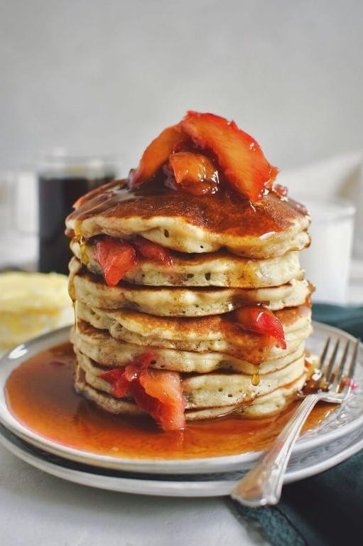 Rhubarb Pancakes