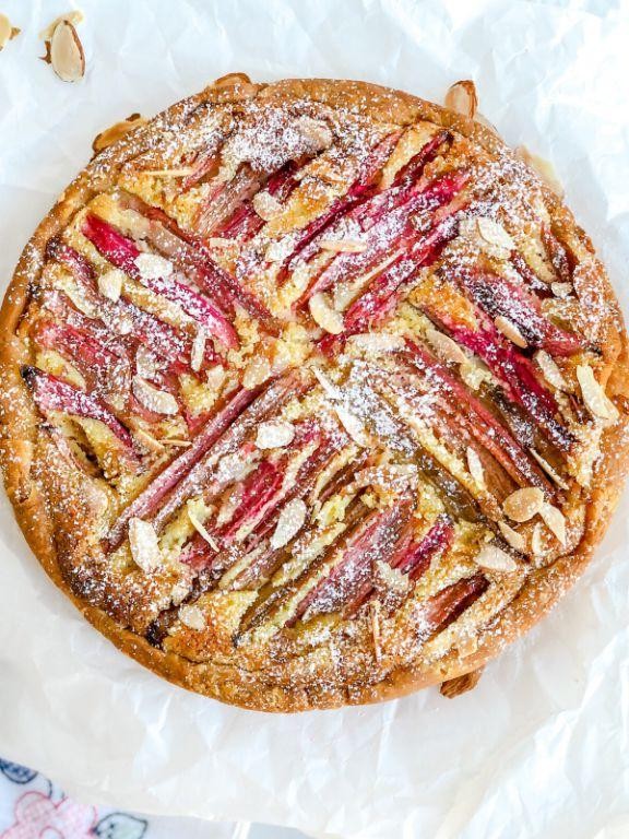 Rhubarb and Almond Pie