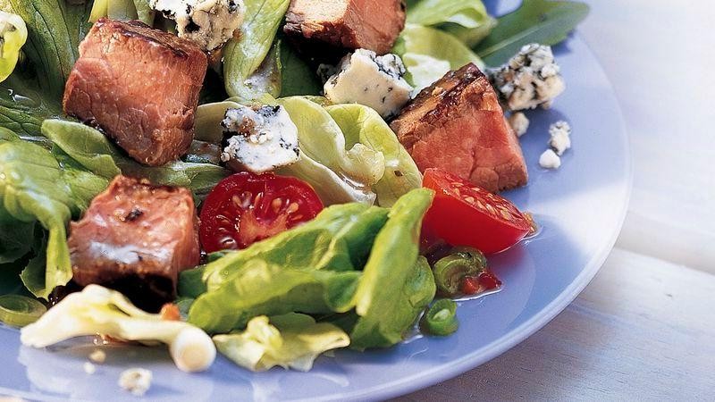 Roast Beef and Blue Cheese Salad