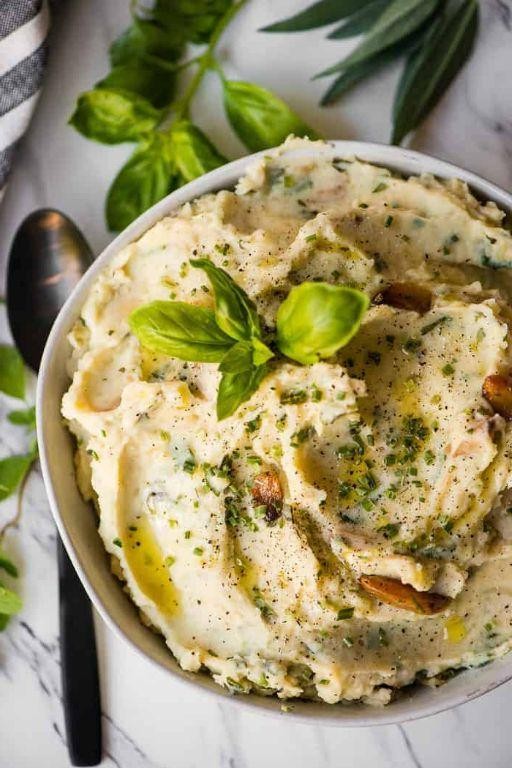 Roasted Garlic and Herb Mashed Potatoes